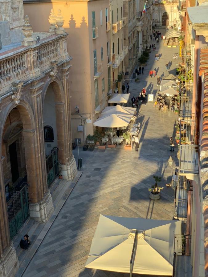 Central Cathedral Penthouse Διαμέρισμα Τράπανι Εξωτερικό φωτογραφία